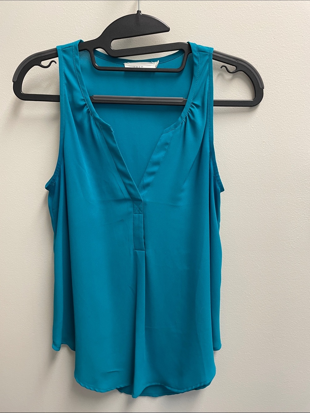 Lush Sleeveless Teal V-Neck Women’s Top